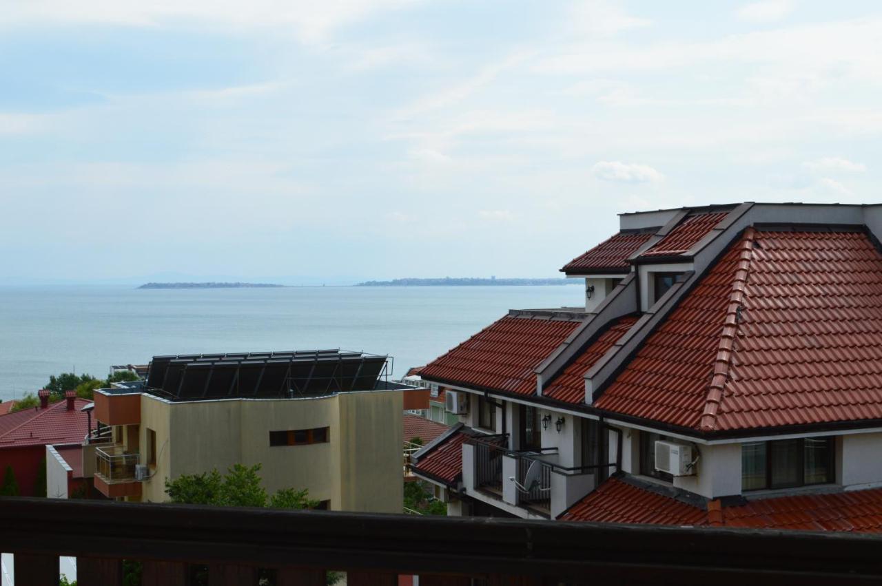 Aquamarine Apartments Sveti Vlas Exterior photo